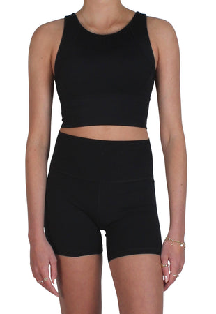 MU Crop Black
